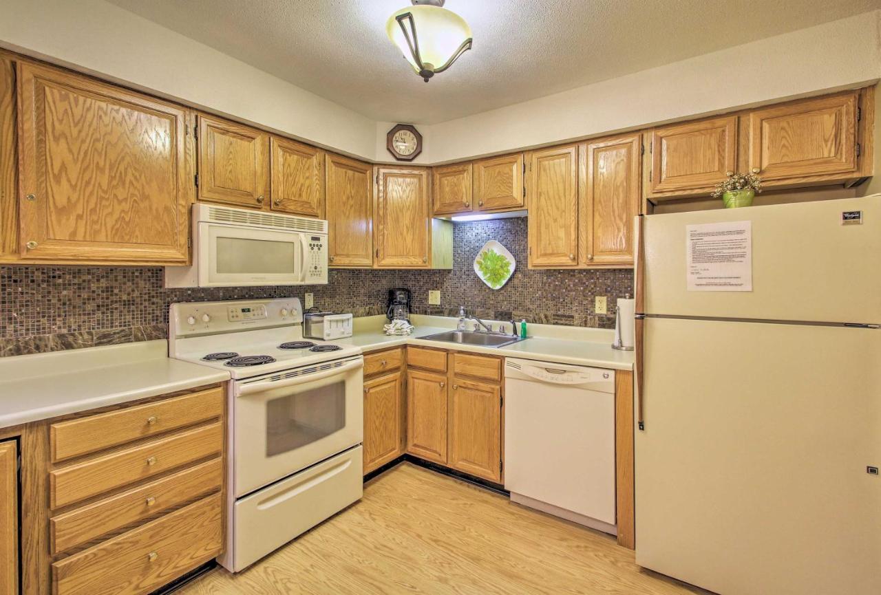 Lincoln Resort Condo With Pool Access - Near Hiking! 外观 照片